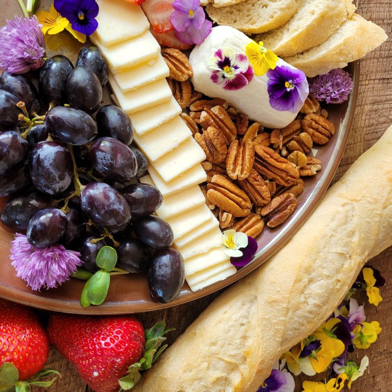 Fresh Edible Flowers - Violas, Mixed