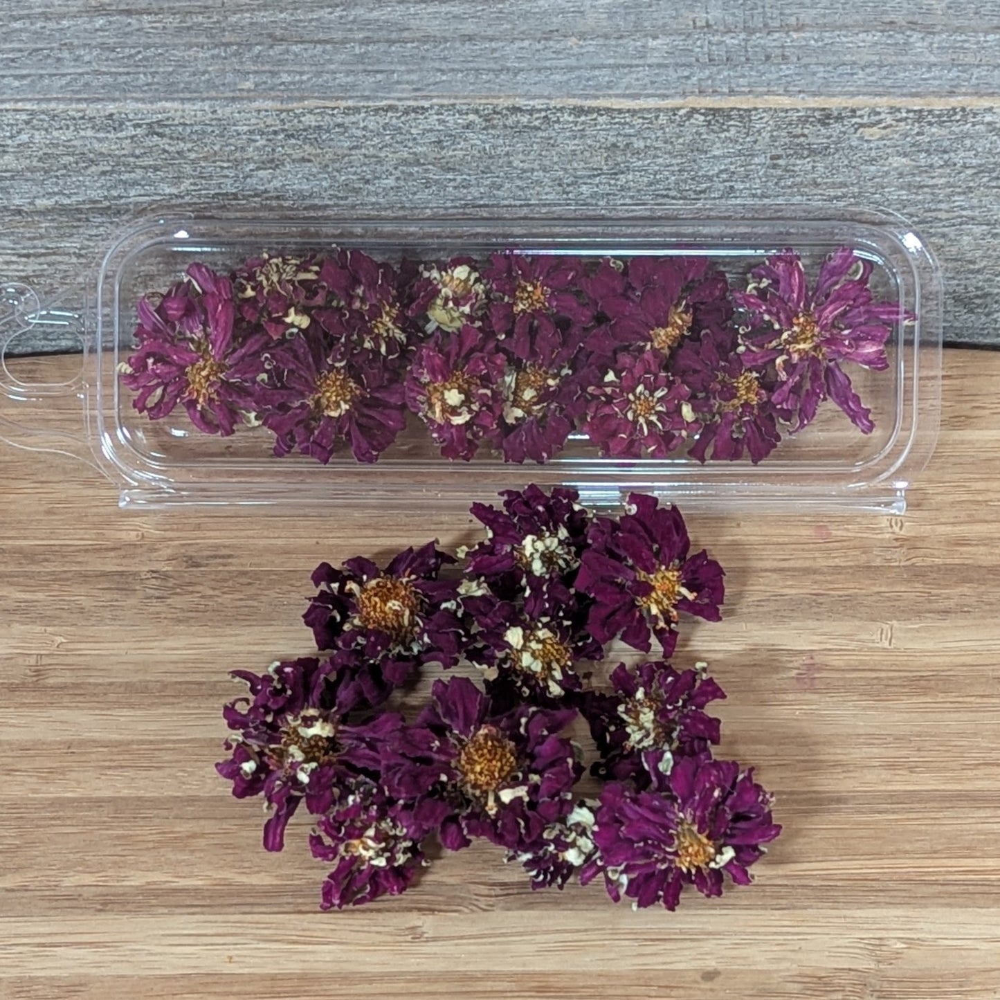 Edible Zinnias for Cake Decorating, Deep Purple