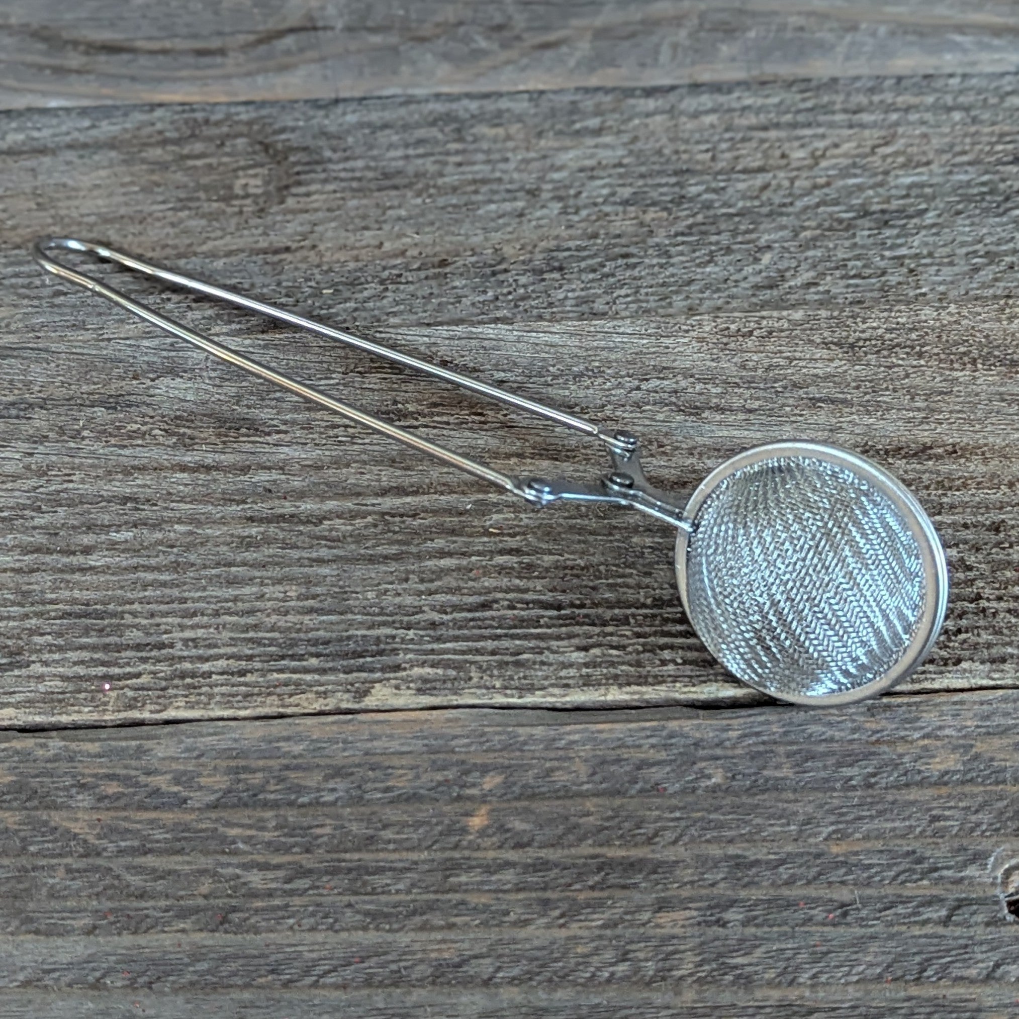 Spring Infuser Stainless Steel Tea Infuser with Spring Handle – Cherry Valley Organics